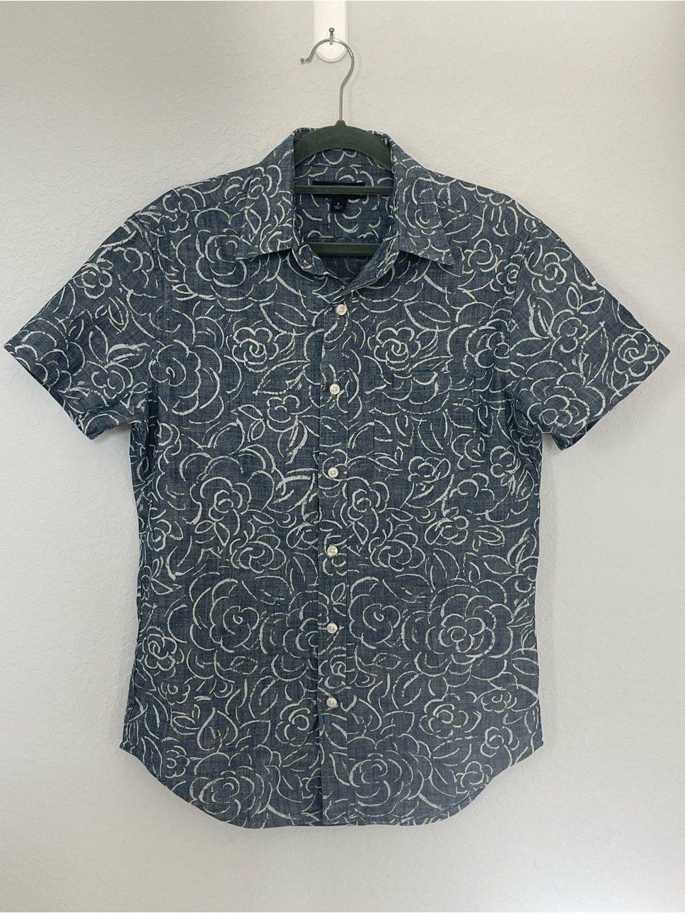 J.Crew Mercantile Men’s Small Blue Floral 100% Cotton Short Sleeve Shirt